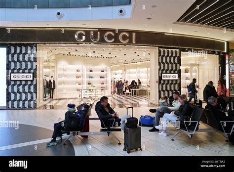 gucci - roma fiumicino aeroporto t3 gate g photos|gucci roma fiumicino airport.